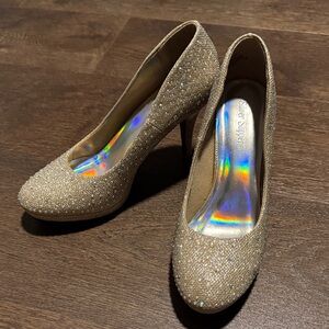 Shimmering Gold Glitter Heels